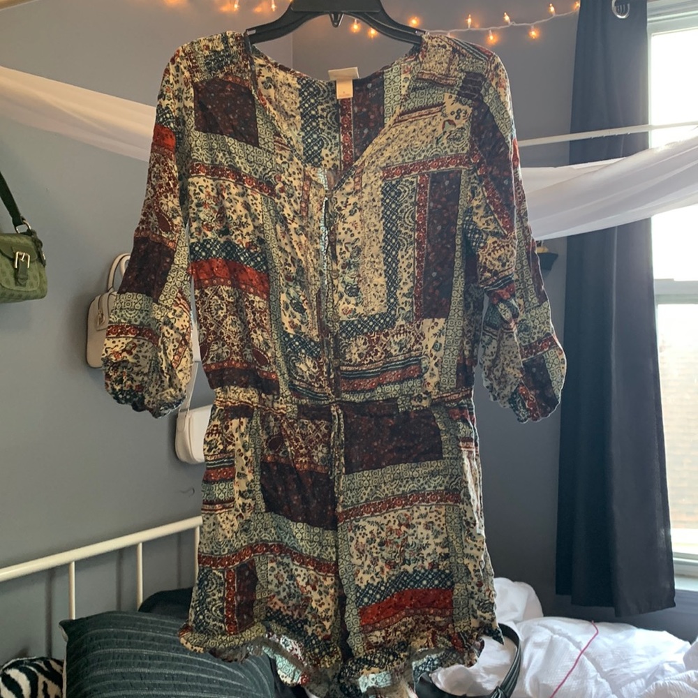 Half sleeve romper